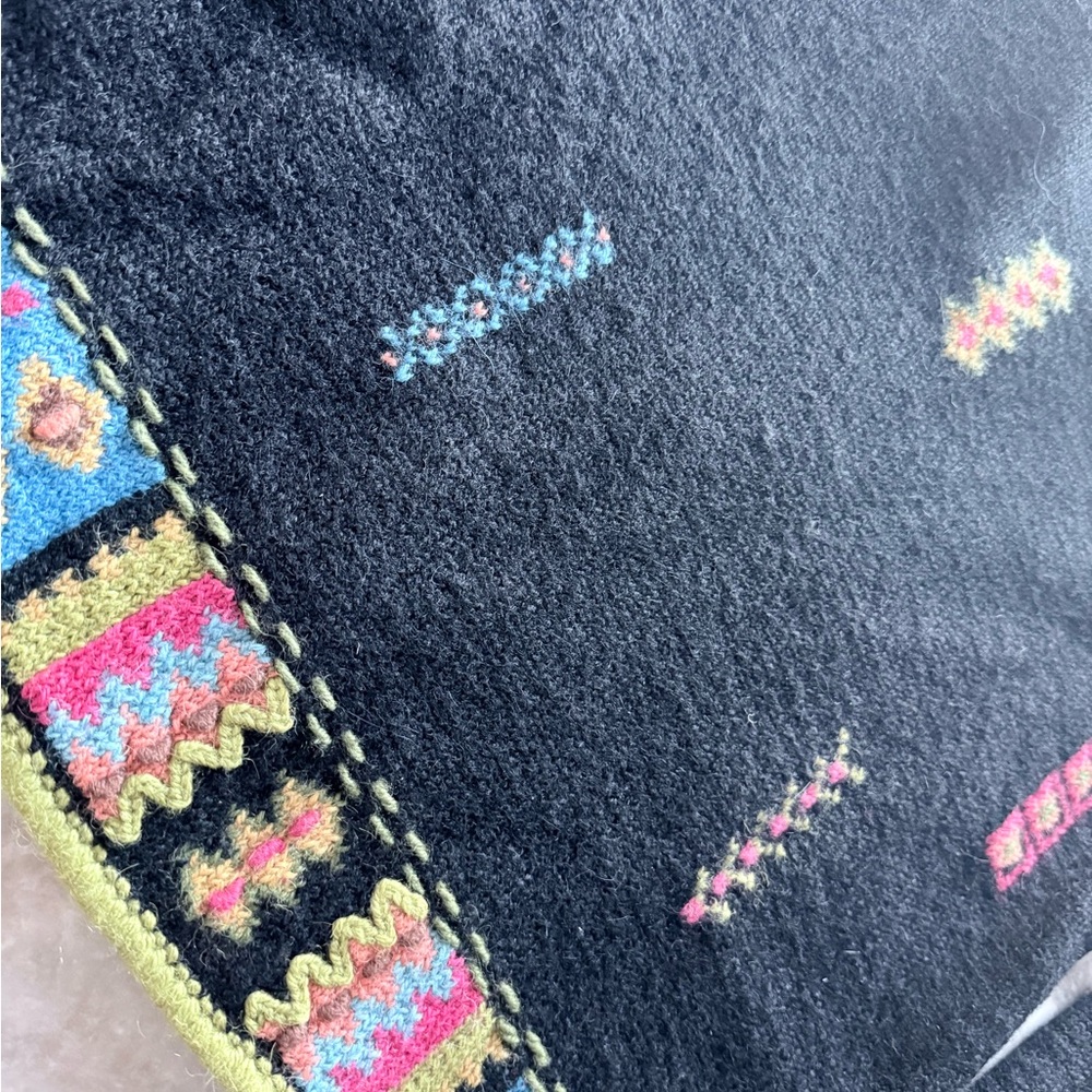 Colorful Patterned Women's Cardigan - Picture 7 of 7